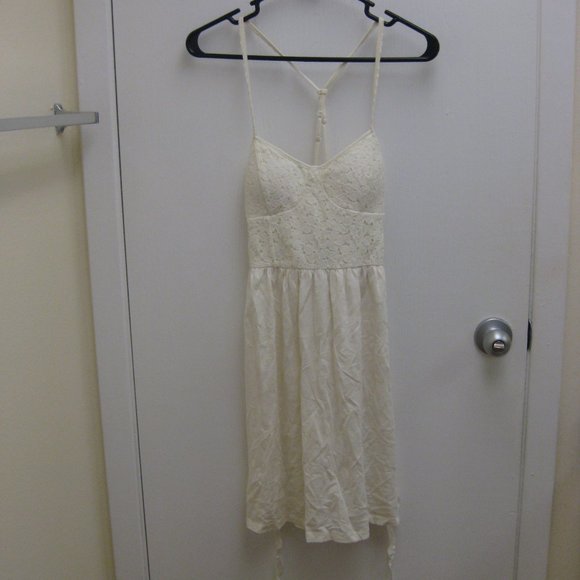 American Eagle Outfitters Dresses & Skirts - NWT American Eagle AE white lace bustier dress XS